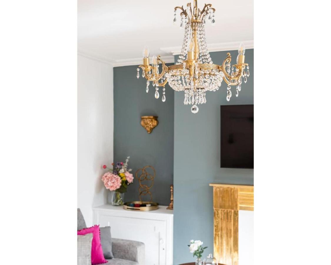 The Gilt Apartment Bath Bagian luar foto